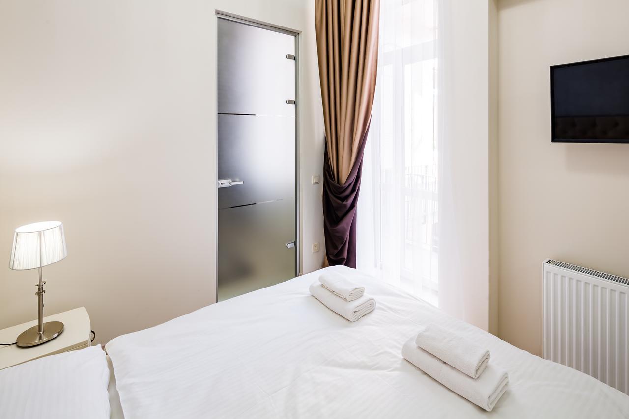 Leogrand Deluxe Apartments On Doroshenka 17 Λβιβ Εξωτερικό φωτογραφία