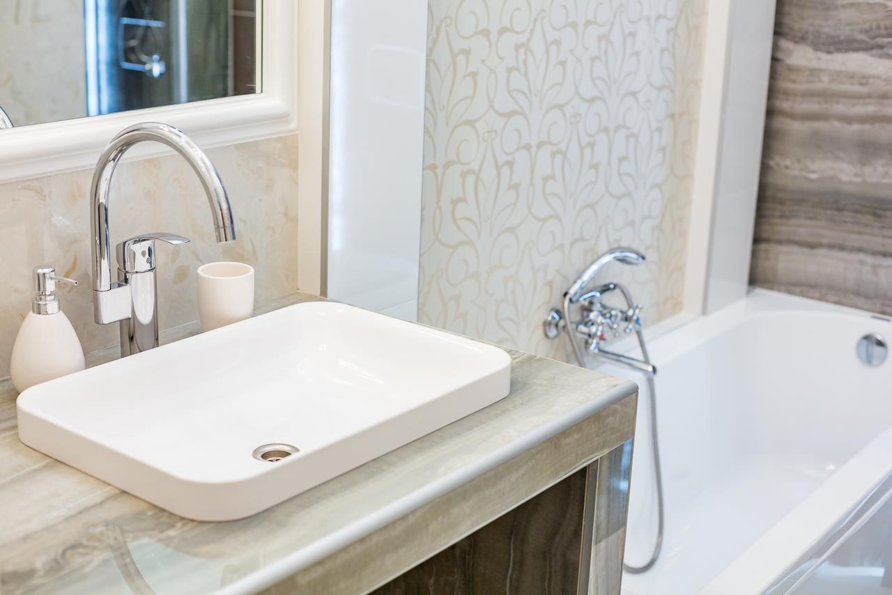 Leogrand Deluxe Apartments On Doroshenka 17 Λβιβ Εξωτερικό φωτογραφία
