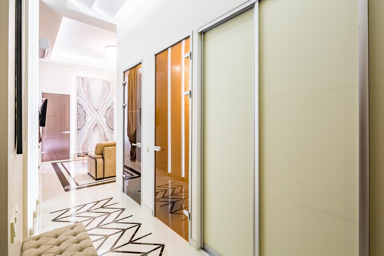 Leogrand Deluxe Apartments On Doroshenka 17 Λβιβ Εξωτερικό φωτογραφία