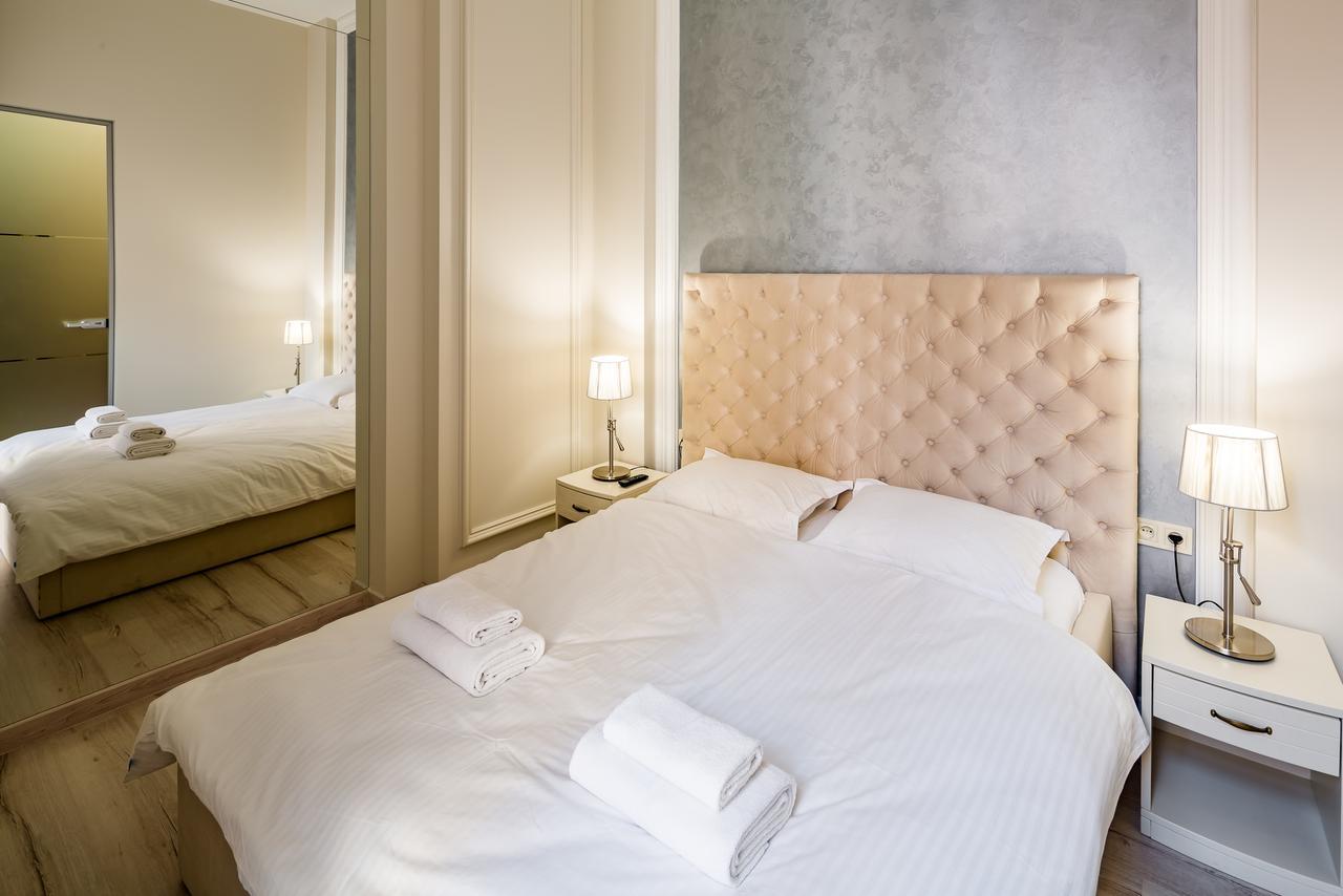 Leogrand Deluxe Apartments On Doroshenka 17 Λβιβ Εξωτερικό φωτογραφία